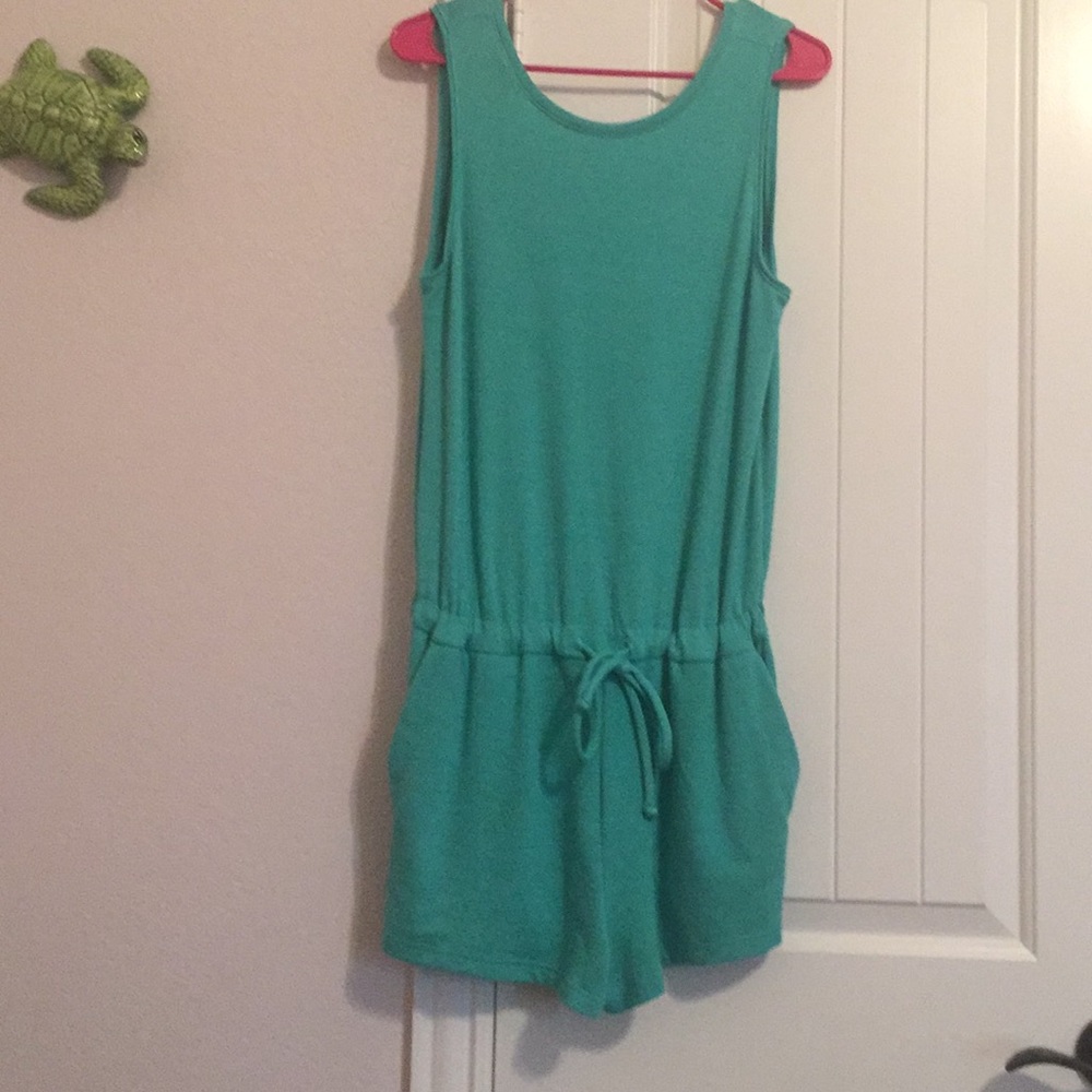 🎊NWOT GAP ROMPER🎊
